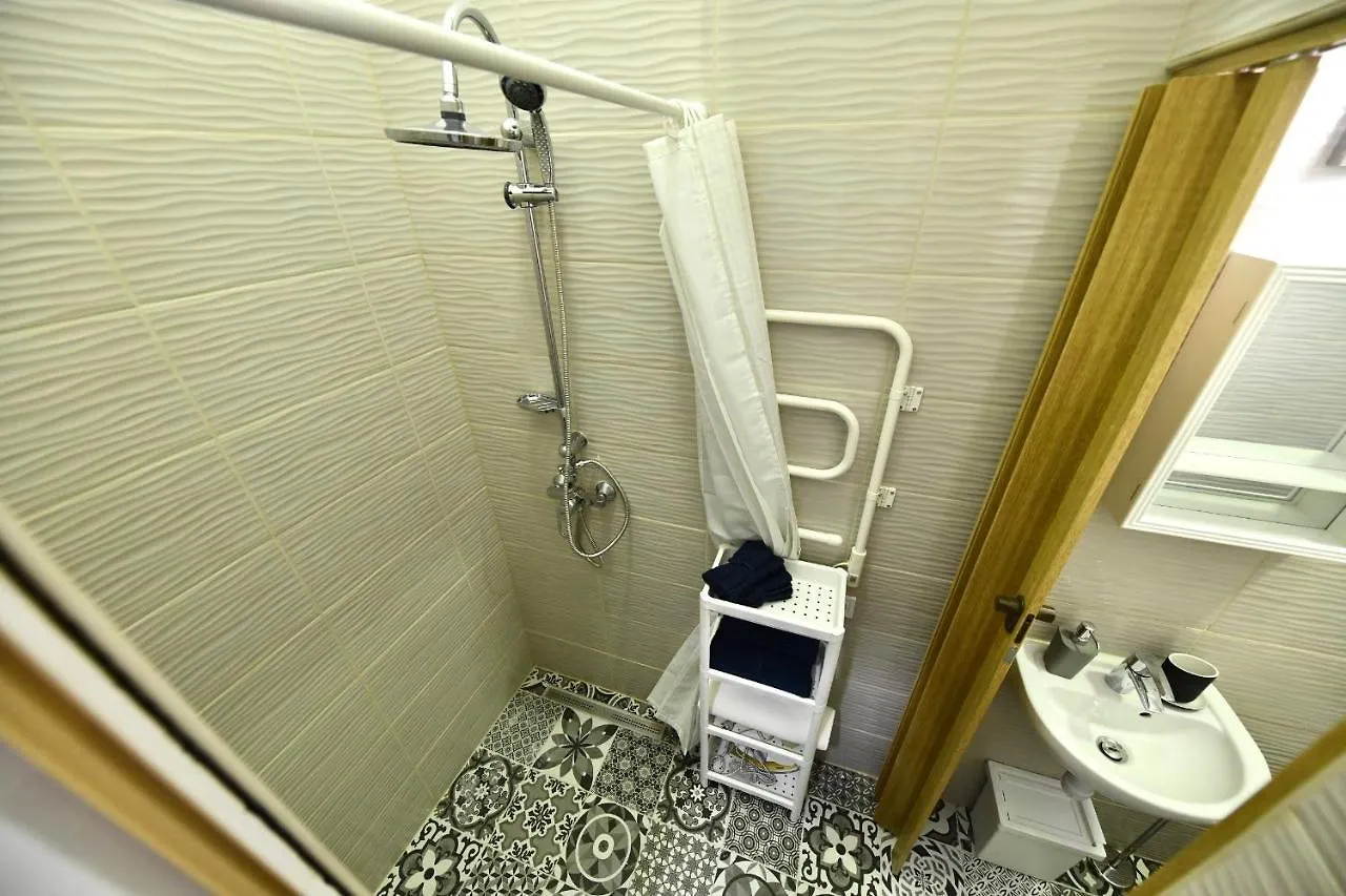 Downtown Flat In Budapest, King